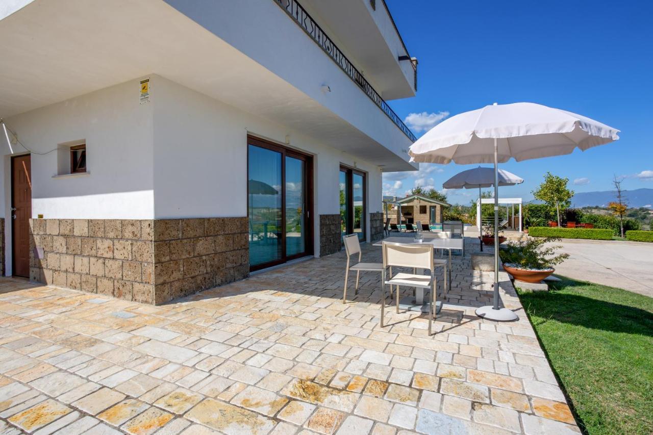Villa Santoro Ai Tre Ulivi Con Piscina Privata Caiazzo Dış mekan fotoğraf